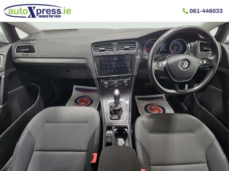2018 Volkswagen Golf - photo 2