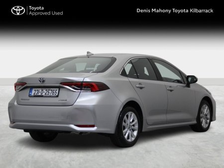 2023 Toyota Corolla - photo 2