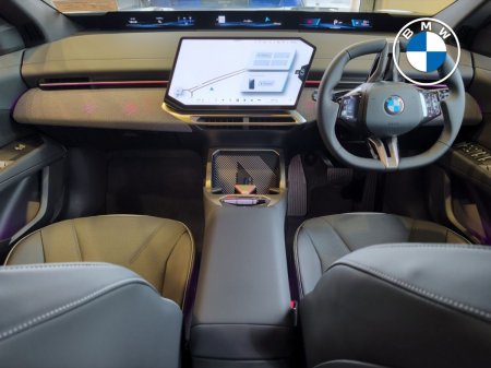 2026 BMW iX3 - photo 4
