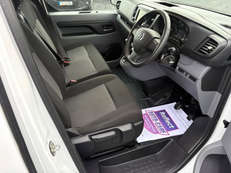 2022 Vauxhall Vivaro - photo 9