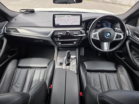 2023 BMW 5-Series - photo 14