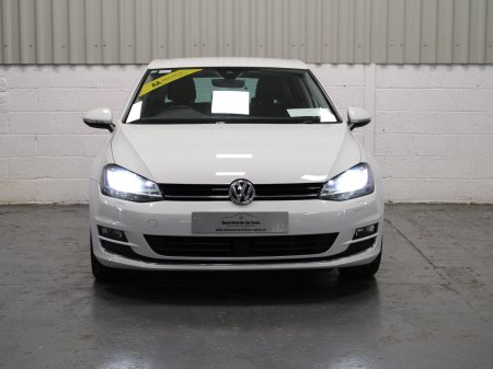 2017 Volkswagen Golf - photo 2