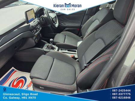 2019 Ford Focus - photo 16