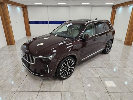 2025 Volvo XC90 - photo 2