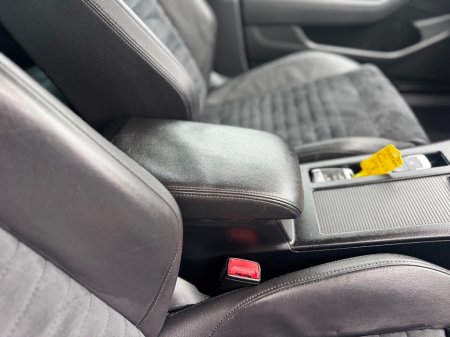 2017 Volkswagen Passat - photo 19
