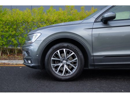 2018 Volkswagen Tiguan - photo 24