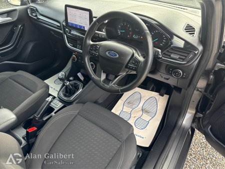 2020 Ford Fiesta - photo 10