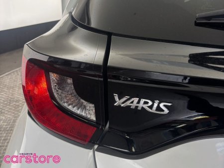 2021 Toyota Yaris - photo 17