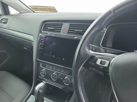 2020 Volkswagen Golf - photo 12