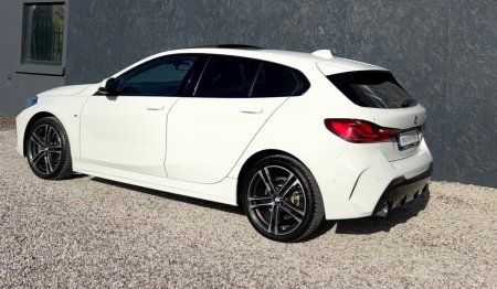 2022 BMW 1-Series - photo 12