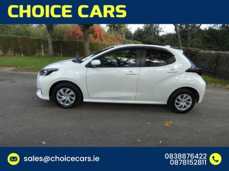 2021 Toyota Yaris - photo 3