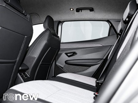 2026 Renault Megane E-Tech - photo 11