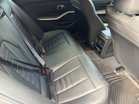 2024 BMW 3-Series - photo 12