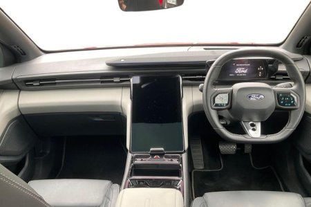 2025 Ford Capri - photo 10