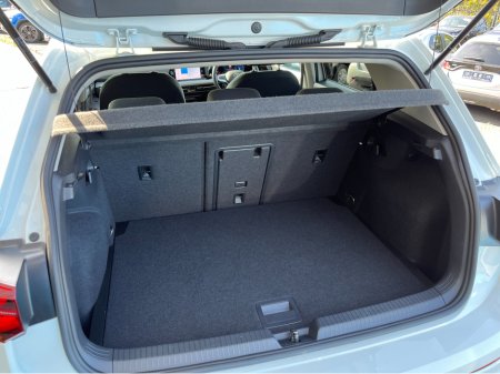 2023 Volkswagen Golf - photo 8