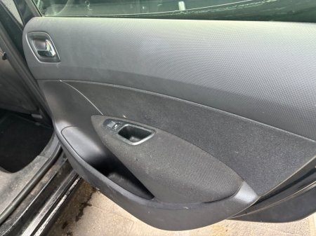 2010 Peugeot 308 - photo 12