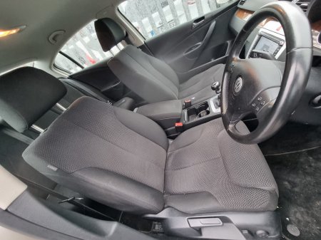 2010 Volkswagen Passat - photo 11