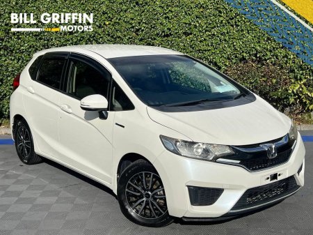 2016 Honda Fit L-PACKAGE 1.5 HYBRID AUTO // SERVICE HISTORY // DIAMOND CUT ALLOYS // REVERSE CAMERA