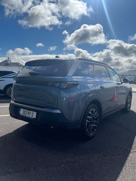2025 Peugeot 5008 - photo 5