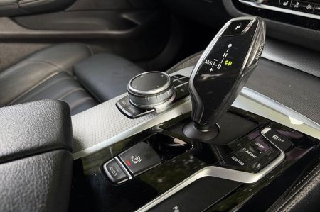 2019 BMW 5-Series - photo 30