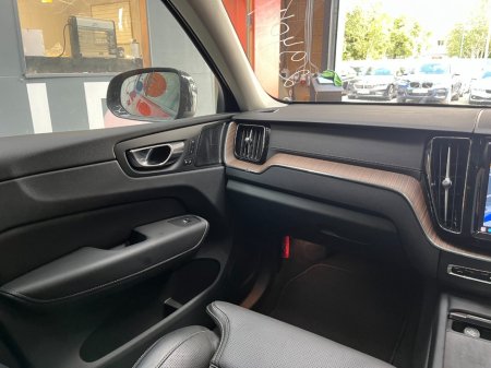 2023 Volvo XC60 - photo 11