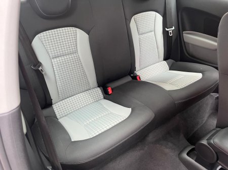 2011 Audi A1 - photo 14