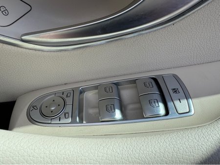 2020 Mercedes-Benz E-Class - photo 18
