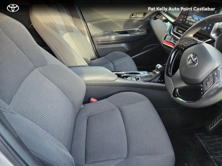 2020 Toyota C-HR - photo 12