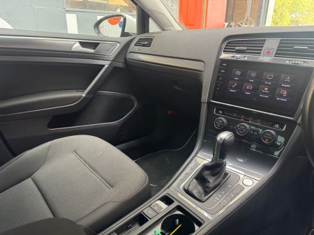 2019 Volkswagen Golf - photo 16