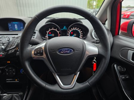 2017 Ford Fiesta - photo 18