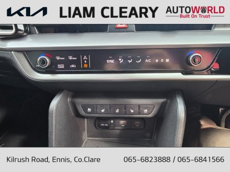 2025 Kia Sportage - photo 18