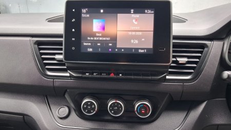 2022 Renault Trafic - photo 10