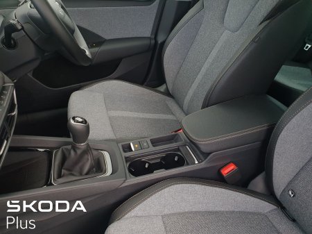 2025 Skoda Octavia - photo 26