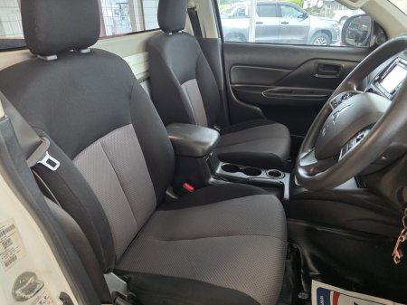 2024 Mitsubishi I - photo 11