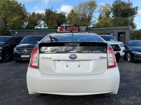 2015 Toyota Prius - photo 8