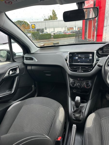 2016 Peugeot 208 - photo 27
