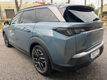 2025 Peugeot 5008 - photo 4