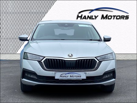 2024 Skoda Octavia - photo 2