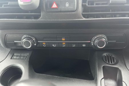 2022 Peugeot Partner - photo 31