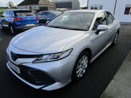 2020 Toyota Camry - photo 3