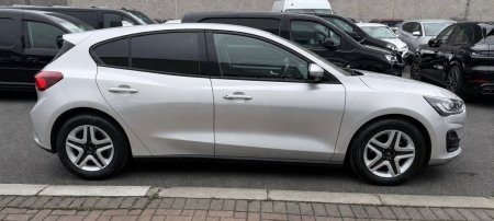 2022 Ford Focus - photo 3