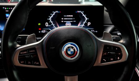 2024 BMW 3-Series - photo 37