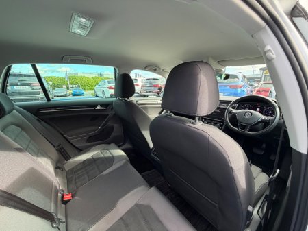 2017 Volkswagen Golf - photo 31