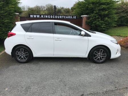 2015 Toyota Auris - photo 16