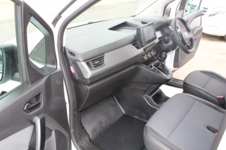2024 Renault Kangoo - photo 16