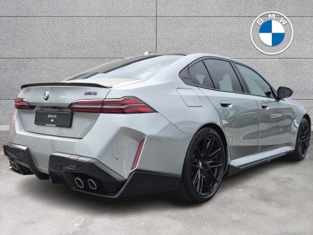 2026 BMW M5 - photo 2