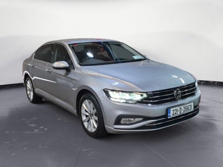 2022 Volkswagen Passat - photo 3