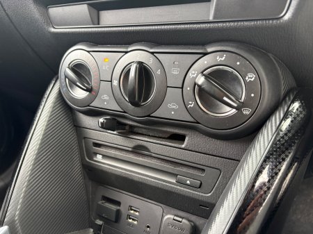 2017 Mazda Demio - photo 16