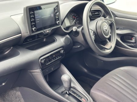2020 Toyota Yaris - photo 6