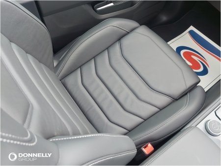 2026 Volkswagen Touareg - photo 11